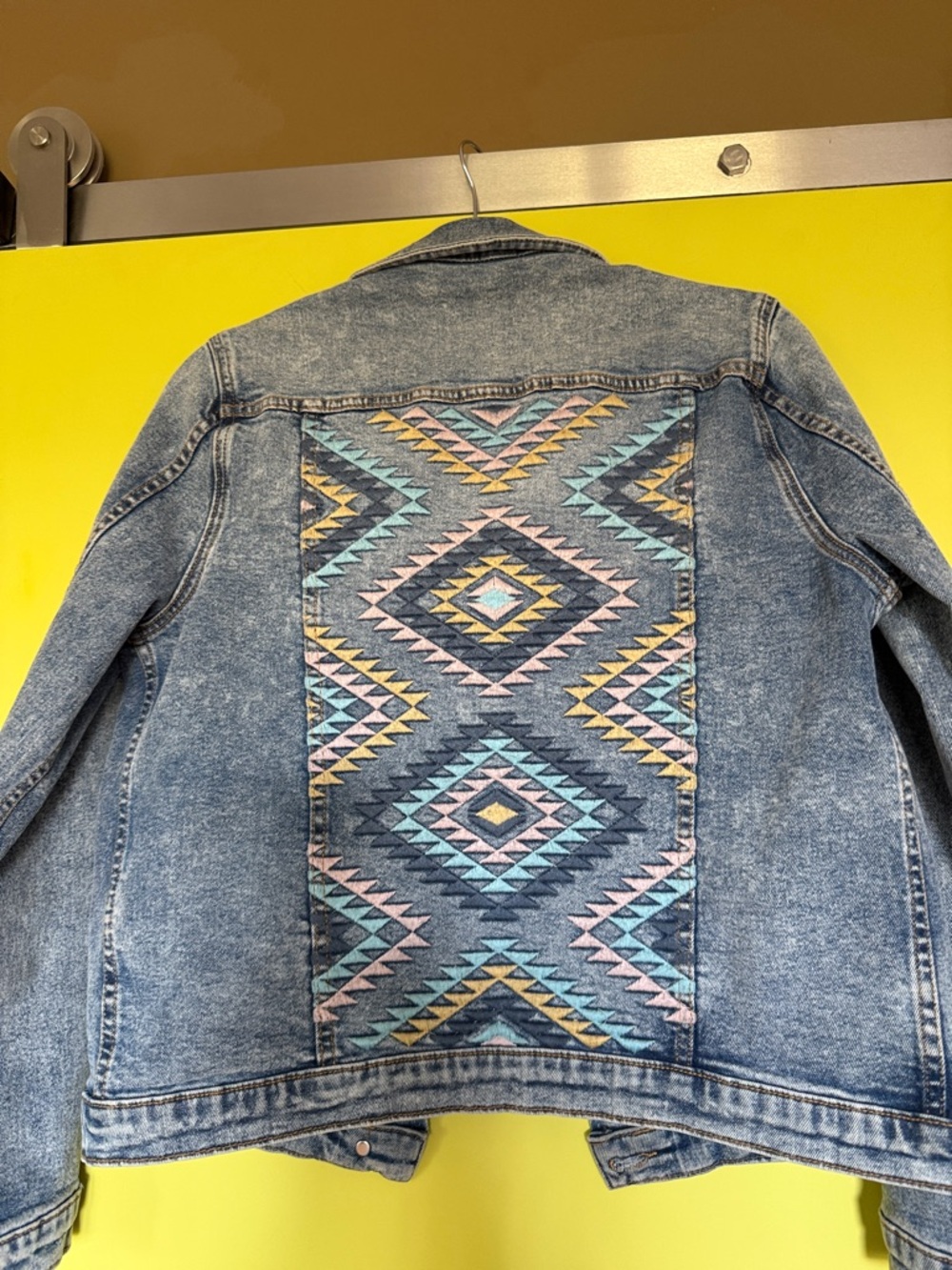 DRIFTWOOD Blue Denim Jacket with Multicolor Aztec Detail Small - Picture 3 of 9
